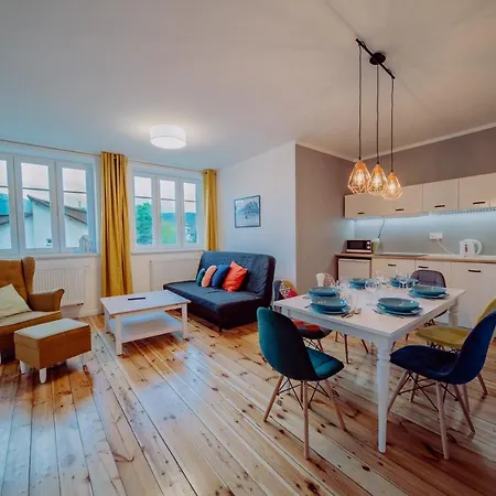 Apartment 4m *