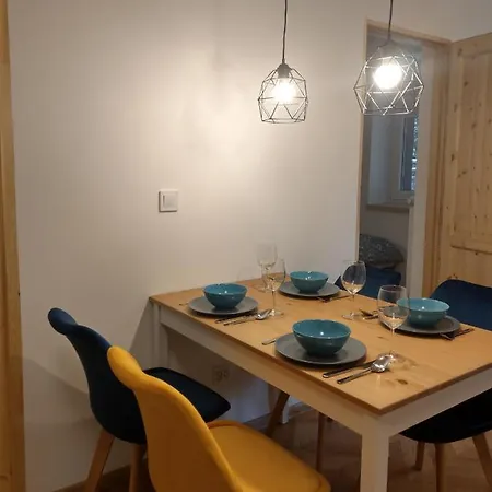 4m Apartment